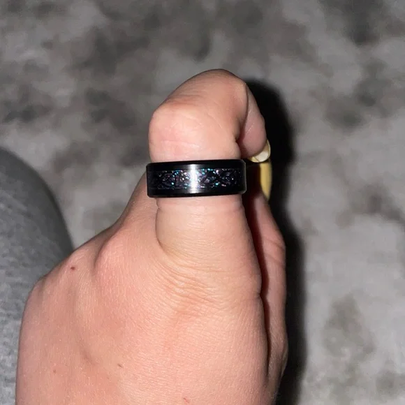 Matching ring set - Picture 3 of 3